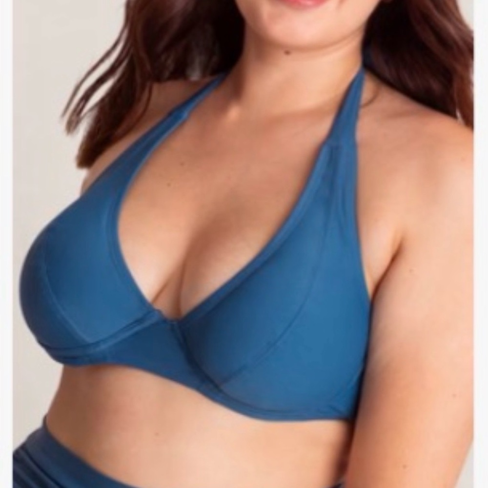 Shapermint Full Coverage Halter Neck Bikini Top